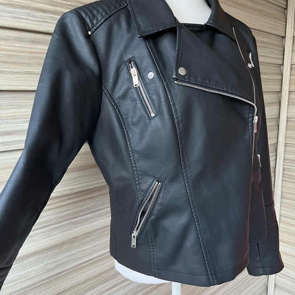 Fahsyee Woman’s Black Faux Leather Moto/Biker Jacket - Size XL - New With Tags - Picture 1 of 9